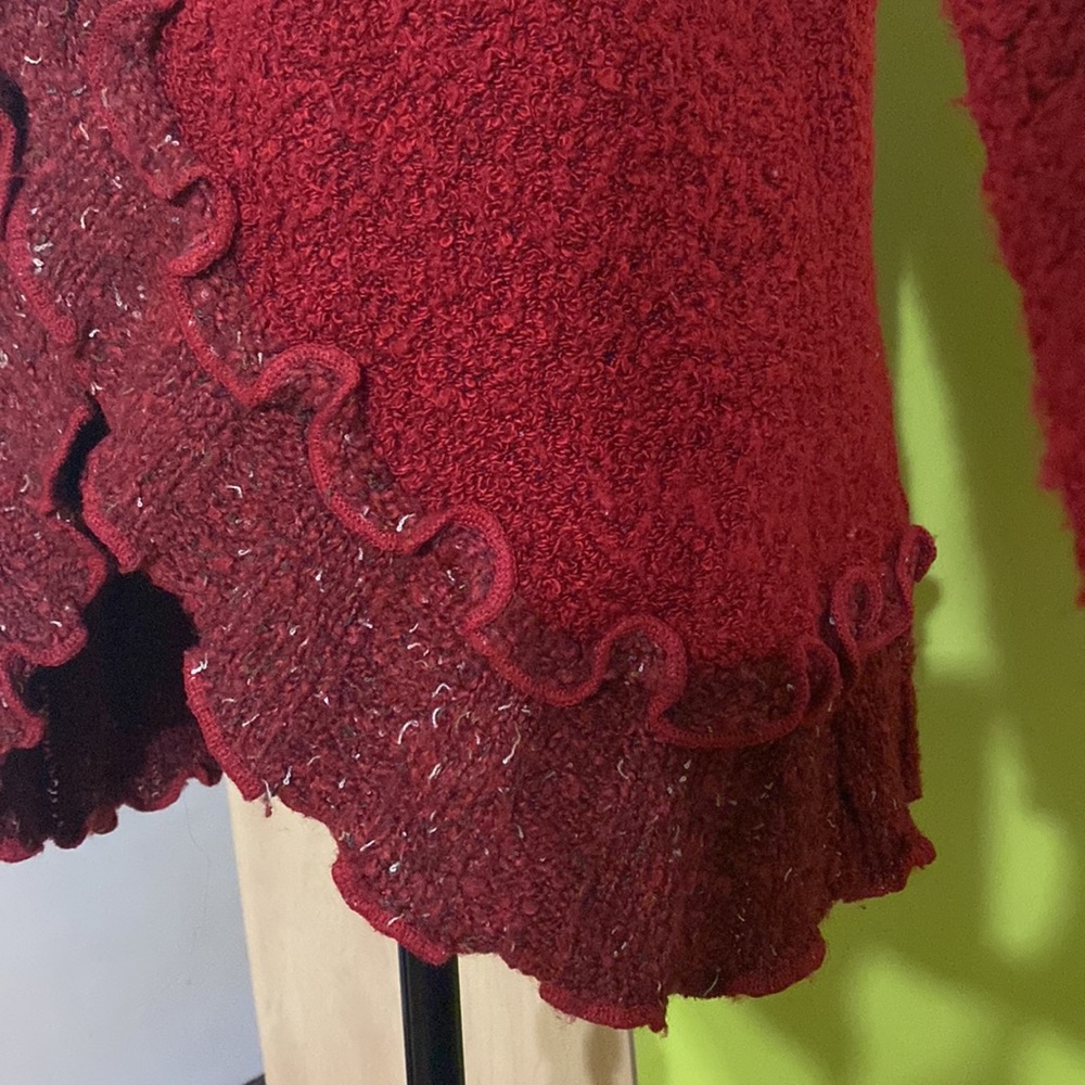 Women’s Ruffled Knitted Cardigan - Picture 5 of 10